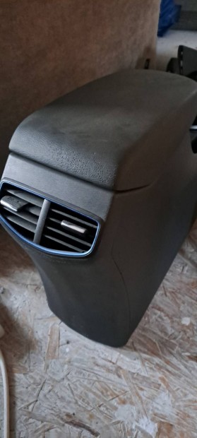 Hyundai Ioniq beltr