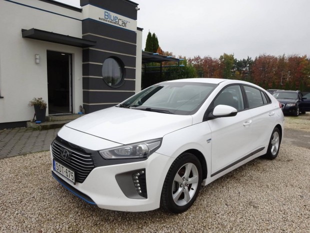 Hyundai Ioniq hybrid 1.6 GDi Comfort DCT KM:157...