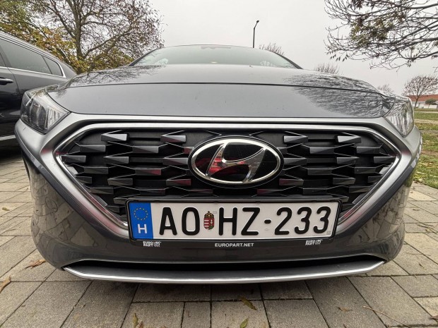 Hyundai Ioniq hybrid 1.6 GDi Premium DCT 105000...