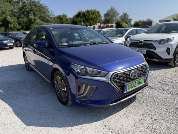 Hyundai Ioniq plug-in 1.6 GDi Comfort DCT 1 Év...
