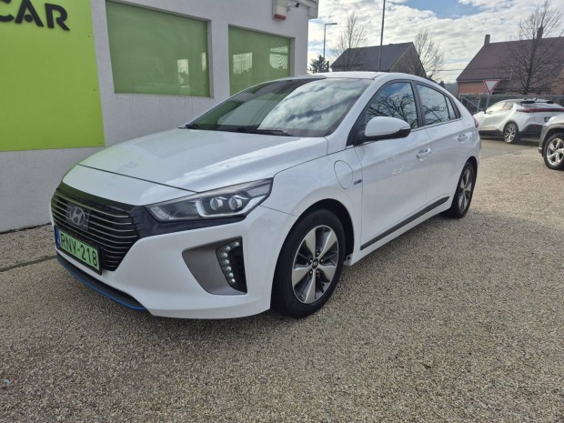 Hyundai Ioniq plug-in 1.6 GDi Premium DCT Szerv...