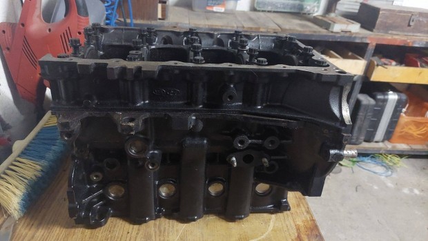 Hyundai Kia blokk, hajtkar dugkkal, turb,