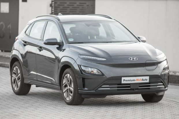 Hyundai Kona EV 39kWh Premium Edition nvezets...