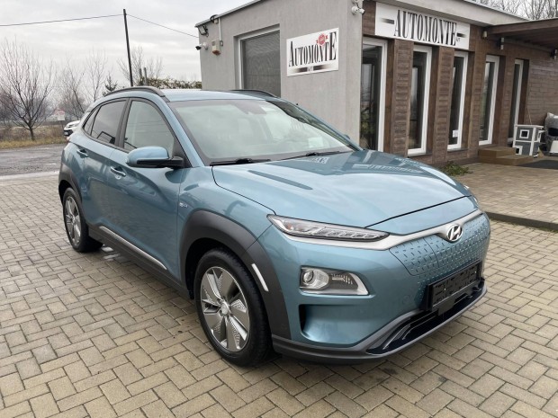 Hyundai Kona EV 64kWh Premium 3 Fzis.Hszivatt...