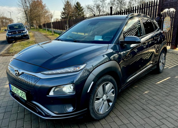 Hyundai Kona EV 64kWh Style Brbels lsfts-...