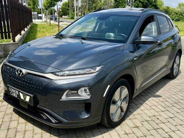 Hyundai Kona EV 64kWh Style Napfénytető .Bőrbel...