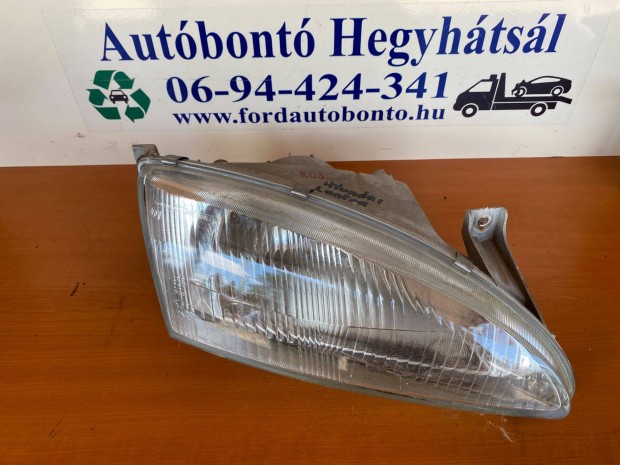 Hyundai Lantara II jobb fényszóró