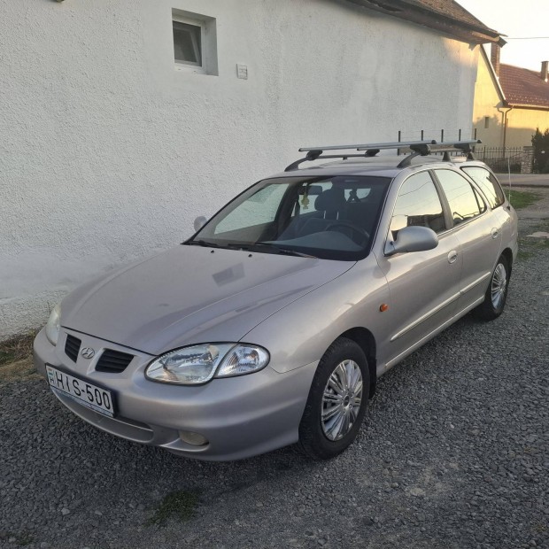Hyundai Lantra Elantra 1.6i Elegance