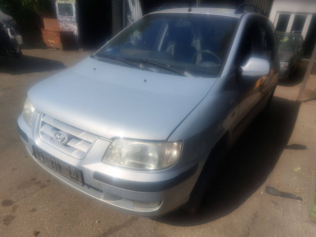 Hyundai Matrix 1.6 alkatrészei