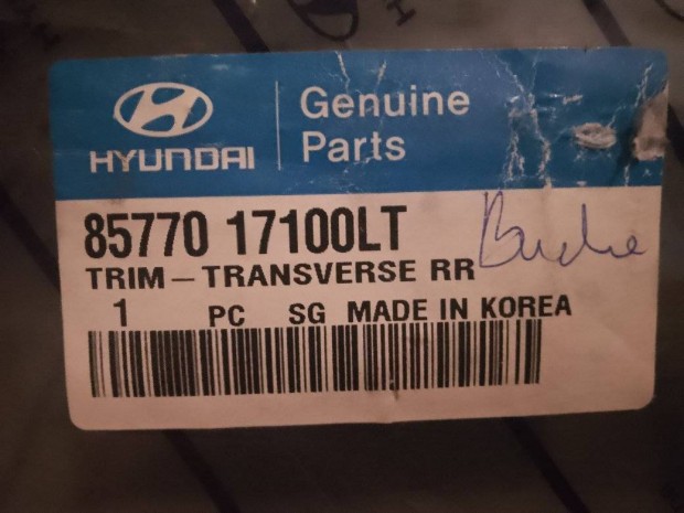 Hyundai Matrix csomagt�r/z�rh�d burkolat.Gy�ri �j