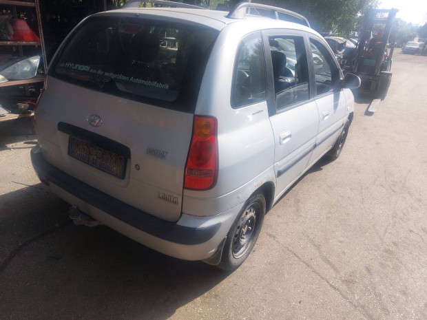 Hyundai Matrix karosszéria elemei