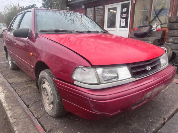 Hyundai Pony 1.5i (1994) G4DJ Alkatrszek #M3386