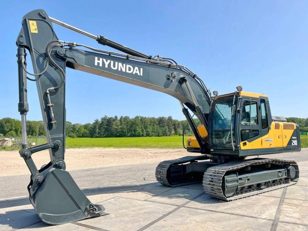 Hyundai R210 Smart Plus / 7 zemra / Lzing 20%-tl