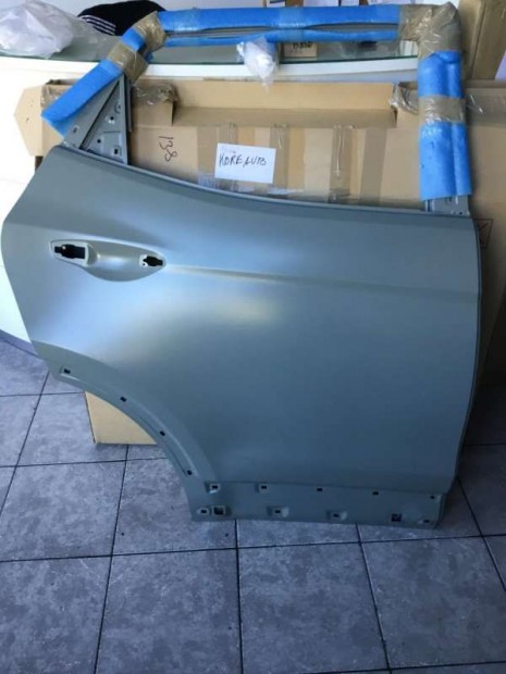 Hyundai Santa Fe DM jobb hátsó ajtó 770042W010