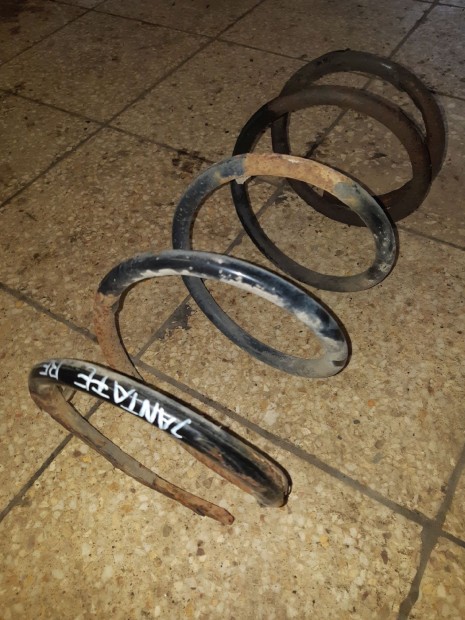 Hyundai Santa Fe Első Rugó