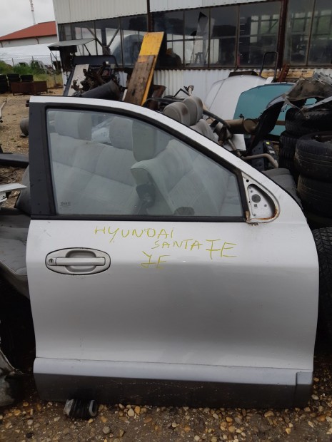 Hyundai Santa Fe Jobb Els� Ajt�