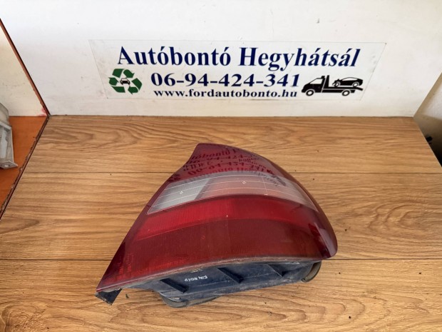 Hyundai Sonata III 2.0 i (93-) jobb hátsó lámpa