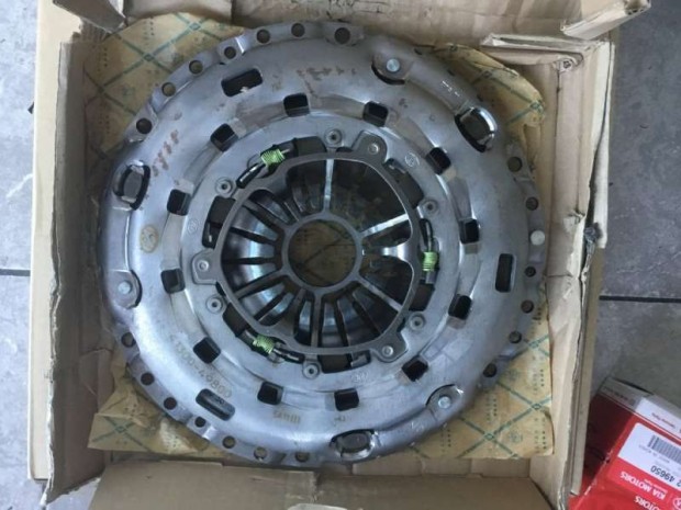 Hyundai Terracan kuplung szerkezet 4130049800