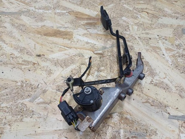 Hyundai Trajet (2001-2008) 2.0CRDI Diesel Gzpedal