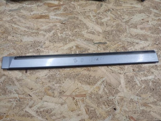 Hyundai Trajet (2001-2008) Bal Els Ajt Dszlc