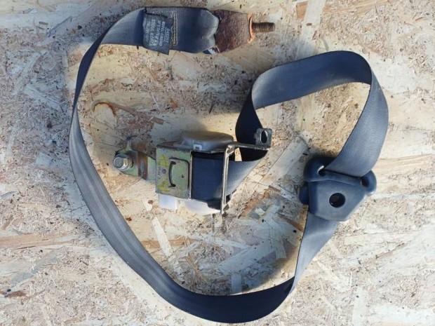 Hyundai Trajet (2001-2008) Bal Hts Biztonsg v