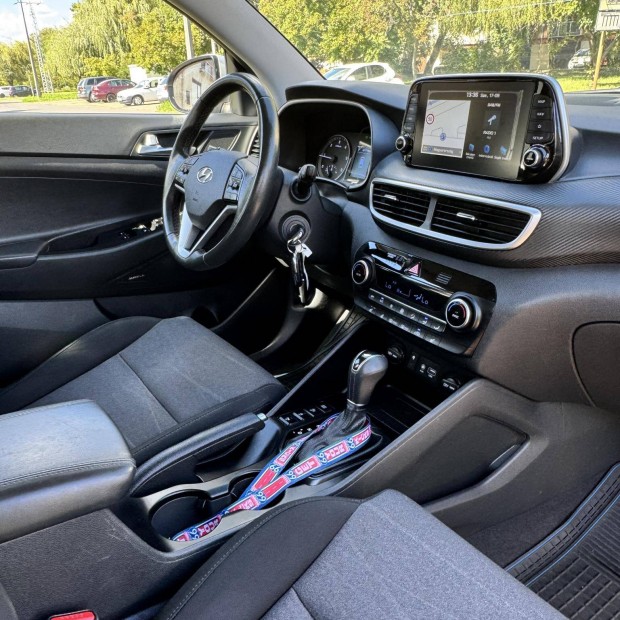 Hyundai Tucson 1.6 CRDi HP Executive DCT Nagyon...