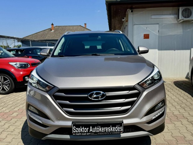 Hyundai Tucson 1.6 GDI Premium 80.000Km!!Bőrkár...