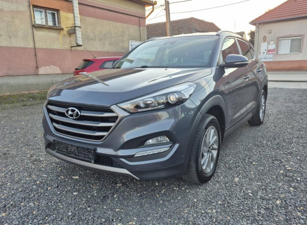Hyundai Tucson 1.6 GDi Comfort 93667km/vez.szer...