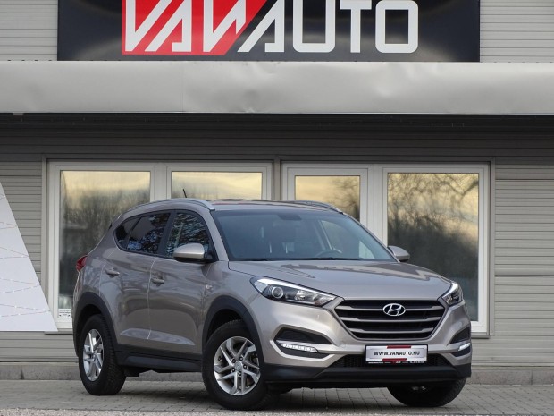 Hyundai Tucson 1.7 CRDi Comfort Azonnal Elvihet...