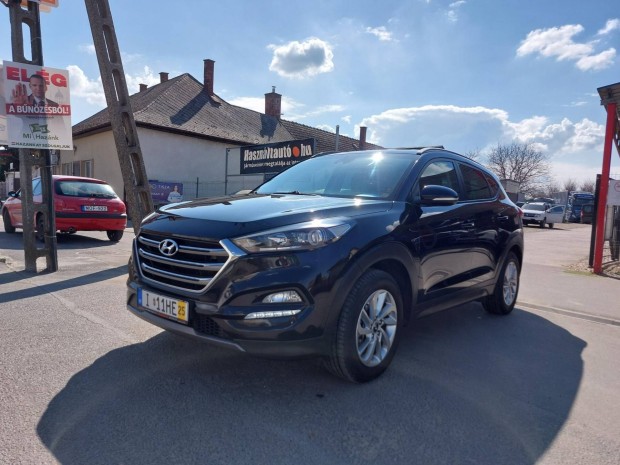 Hyundai Tucson 1.7 CRDi HP Premium DCT Frissen...
