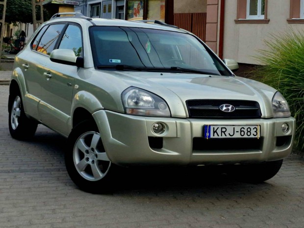 Hyundai Tucson 2.0 CRDI Sport Összkerék 4X4 Dízel 140/Lóerő