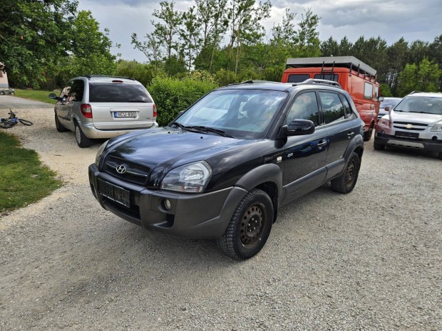 Hyundai Tucson 2.0 CRDi Style 4X4. horog. kevés km