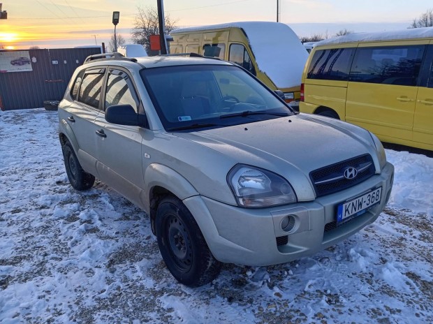 Hyundai Tucson 2.0 Cvvt Active 2WD Kl�m�s.sz�p...