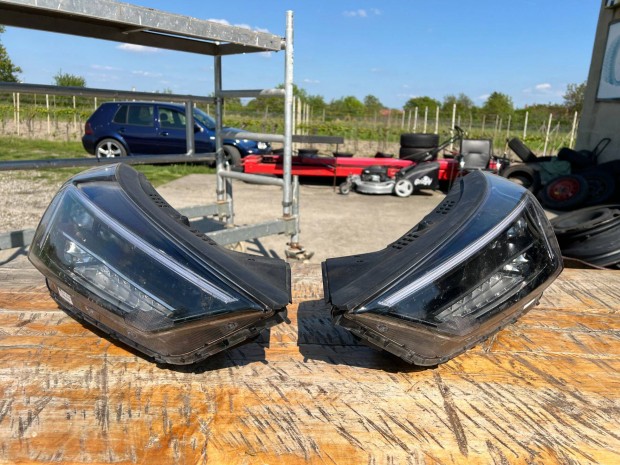 Hyundai Tucson 92102-D77XX LED fényszórók párban
