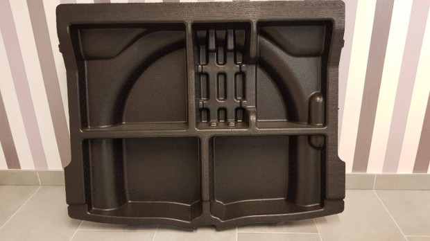 Hyundai Tucson II. csomagtart� bet�t, gy�ri �j, alkalmi v�tel