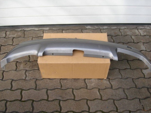 Hyundai Tucson hátsó lökhárító alsó spoiler 86665-D7100 2015-től
