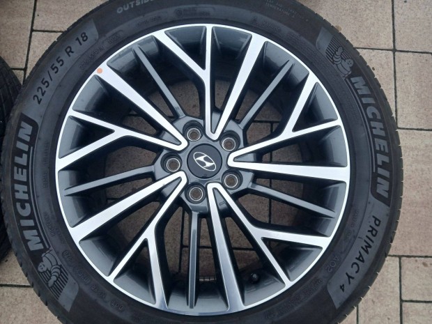 Hyundai Tucson ix35 18" alufelni felni Michelin nyri gumikkal 5x114.3