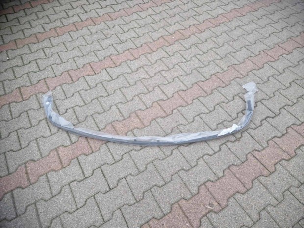 Hyundai Tucson l�kh�r�t� alkatr�sz, als� koptat� �j 86567-D7000