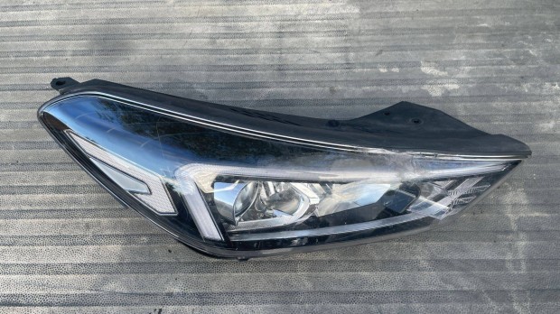 Hyundai Tutcson jobb első led fényszóró 92102D7600