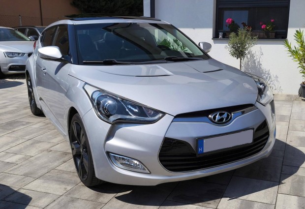 Hyundai Veloster 1.6 GDI Style Üvegtető. Friss...