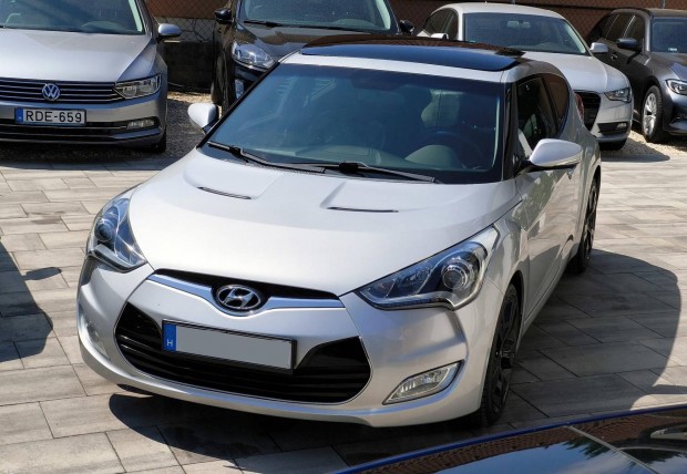 Hyundai Veloster 1.6 GDI Style Üvegtető. Friss...