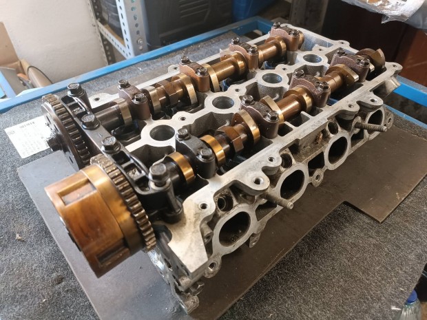 Hyundai/ KIA 1.4 G4Fa Feljtott Hengerfej elad 