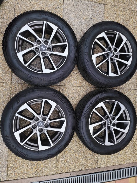 Hyundai / Kia 17" gyri alufelni tligumival 5x114,3
