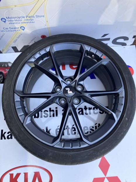 Hyundai gyári N 19 colos alufelni