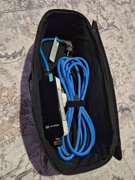 Hyundai gy�ri Type2 Elektromos Aut�t�lt�