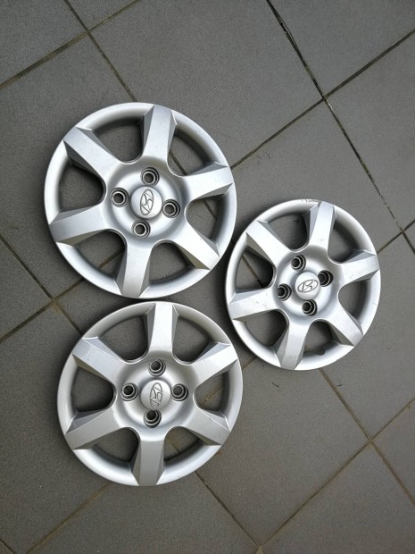 Hyundai gyári dísztárcsa 15"-os 3db ár/db