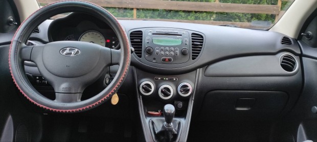 Hyundai i10 kevés kilométerrel szép állapotban eladó