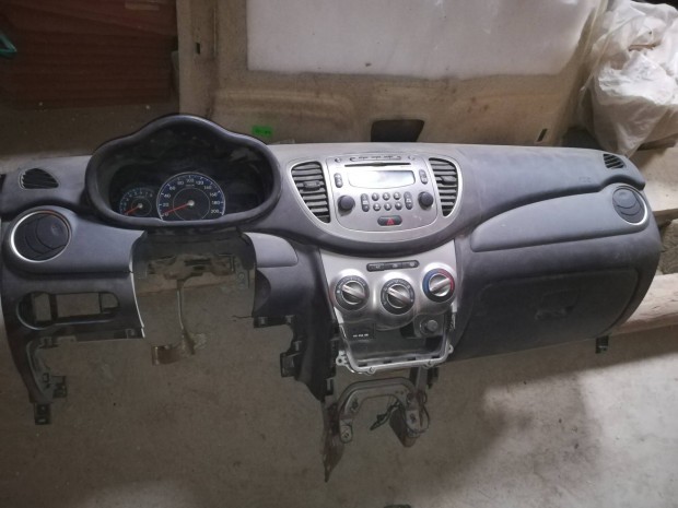 Hyundai i10 lgzsk alkatrsz 