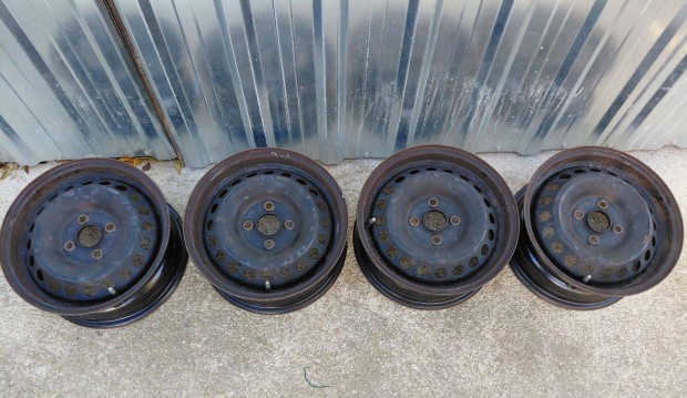 Hyundai i10 lemezfelni 14 coll