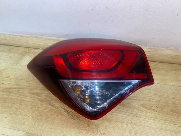 Hyundai i20 Bal hátsó lámpa 92401C8000